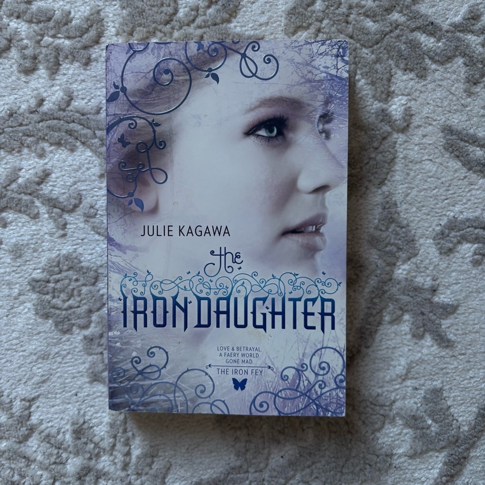 The Iron Daughter by Julie Kagawa